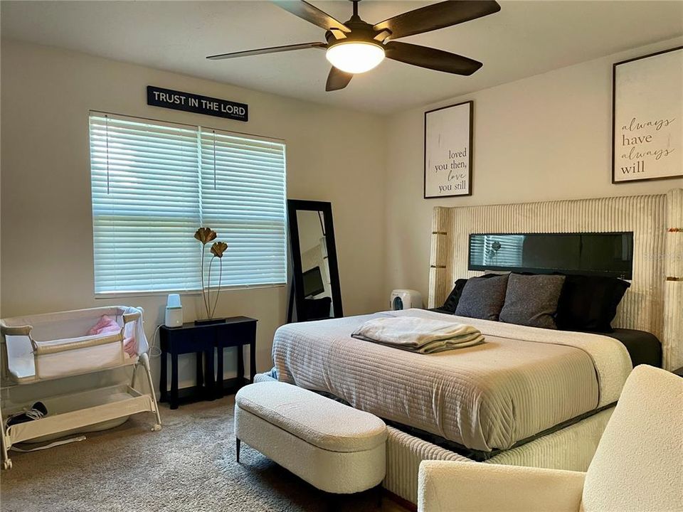 En Venta: $335,900 (3 camas, 2 baños, 1437 Pies cuadrados)