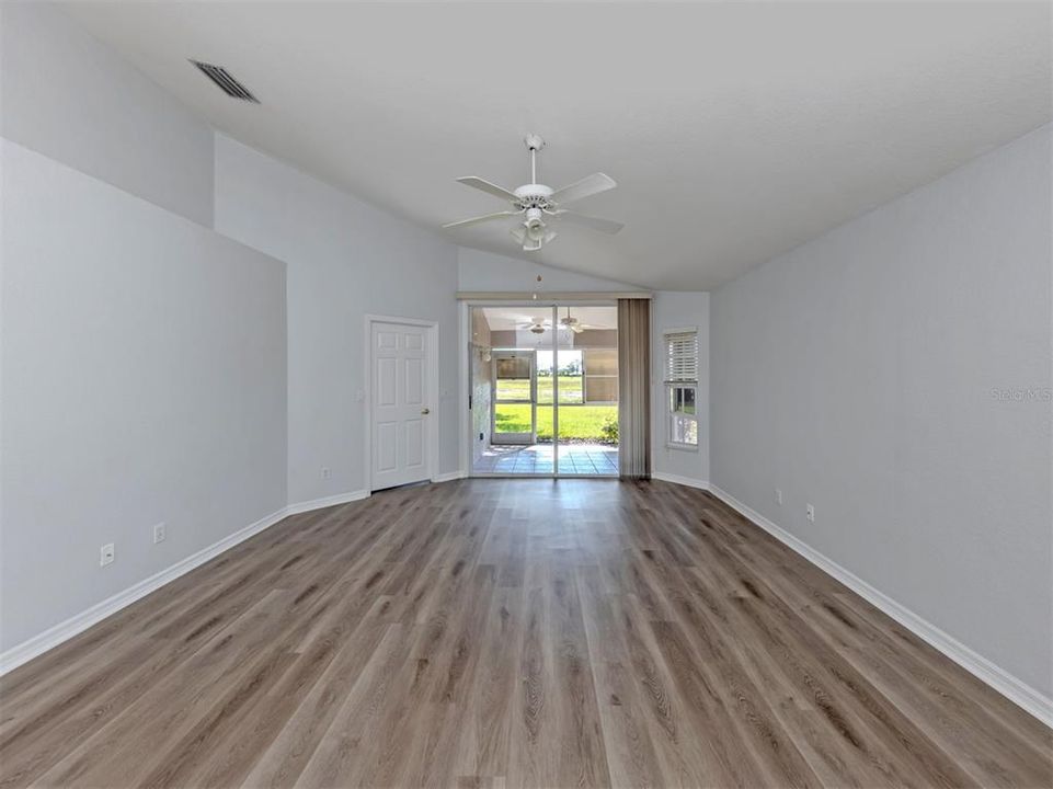 En Venta: $259,000 (3 camas, 2 baños, 1488 Pies cuadrados)