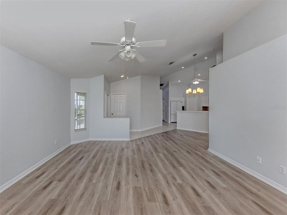 En Venta: $259,000 (3 camas, 2 baños, 1488 Pies cuadrados)