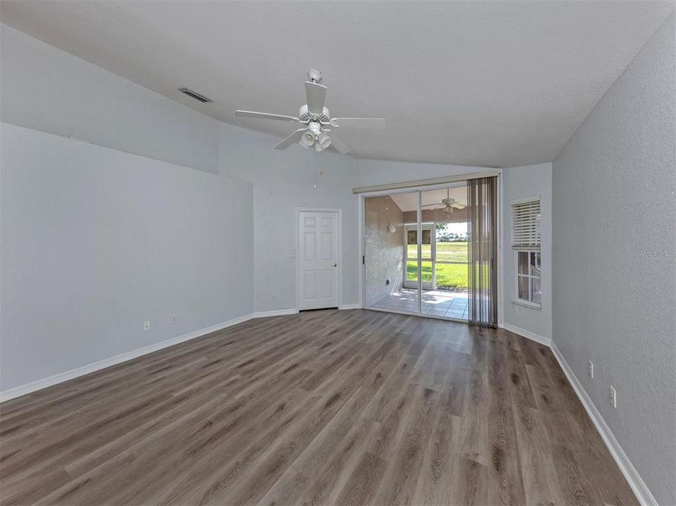 En Venta: $259,000 (3 camas, 2 baños, 1488 Pies cuadrados)