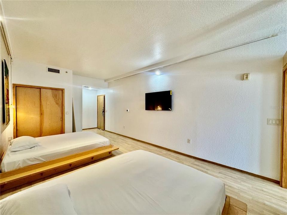En Venta: $199,000 (2 camas, 2 baños, 1250 Pies cuadrados)