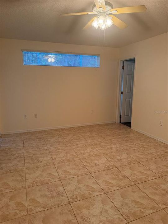 For Rent: $1,975 (3 beds, 2 baths, 1546 Square Feet)