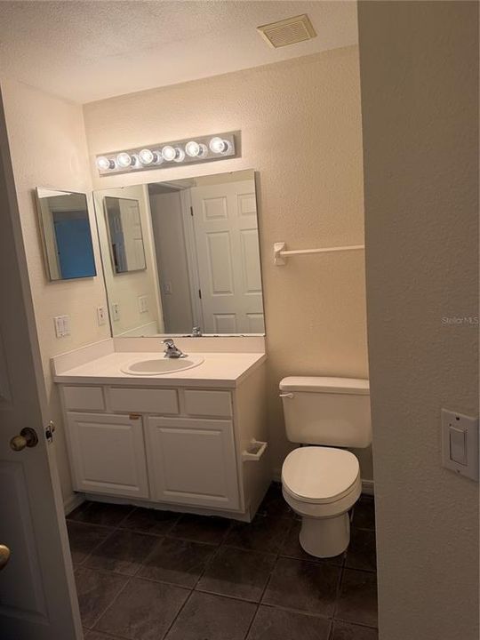 For Rent: $1,975 (3 beds, 2 baths, 1546 Square Feet)