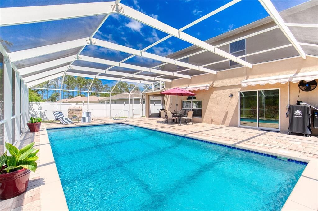 En Venta: $569,900 (4 camas, 2 baños, 2907 Pies cuadrados)