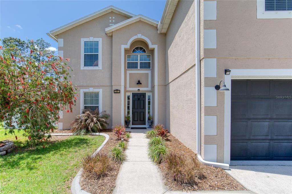 En Venta: $569,900 (4 camas, 2 baños, 2907 Pies cuadrados)