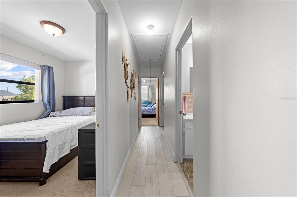 На продажу: $319,999 (3 спален, 1 ванн, 1512 Квадратных фут)