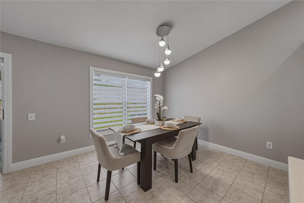 For Sale: $375,000 (3 beds, 2 baths, 1505 Square Feet)