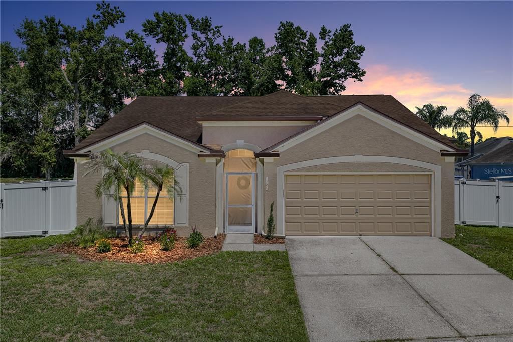 For Sale: $375,000 (3 beds, 2 baths, 1505 Square Feet)