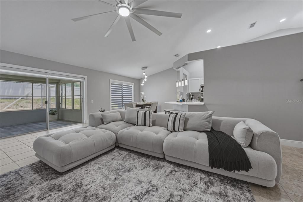 For Sale: $375,000 (3 beds, 2 baths, 1505 Square Feet)