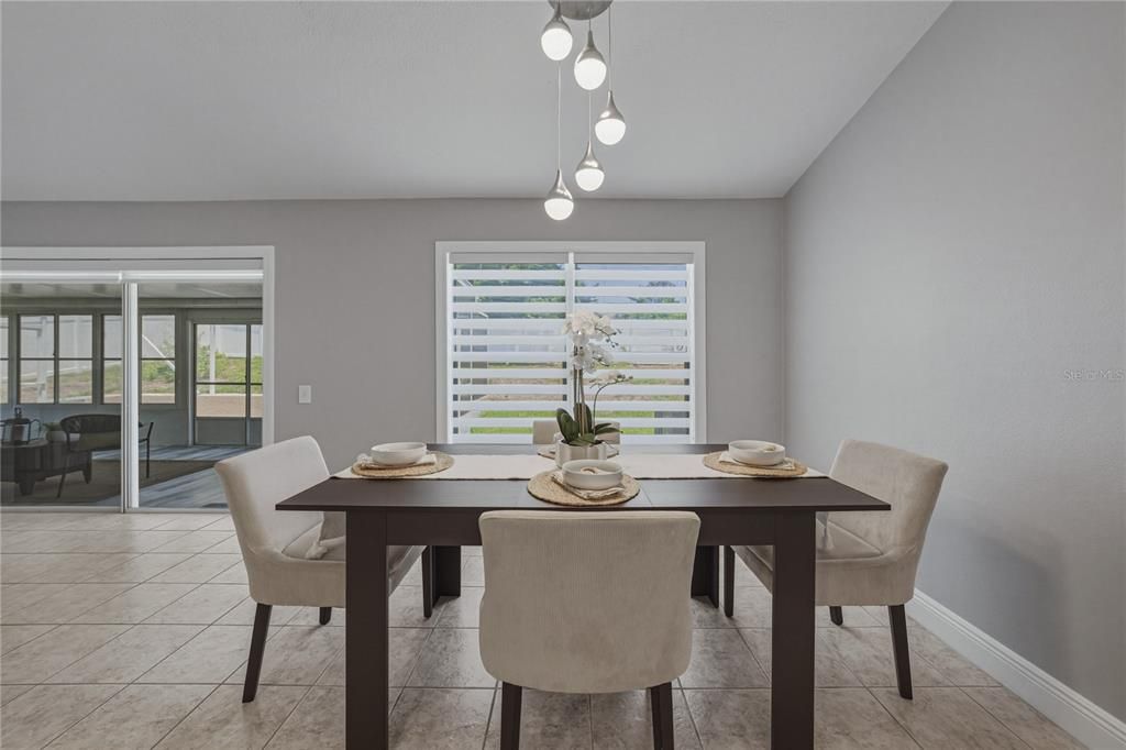 For Sale: $375,000 (3 beds, 2 baths, 1505 Square Feet)