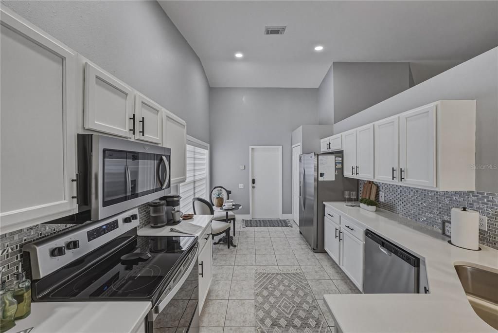 For Sale: $375,000 (3 beds, 2 baths, 1505 Square Feet)