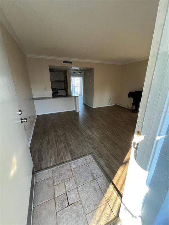 В аренду: $1,095 (1 спален, 1 ванн, 496 Квадратных фут)