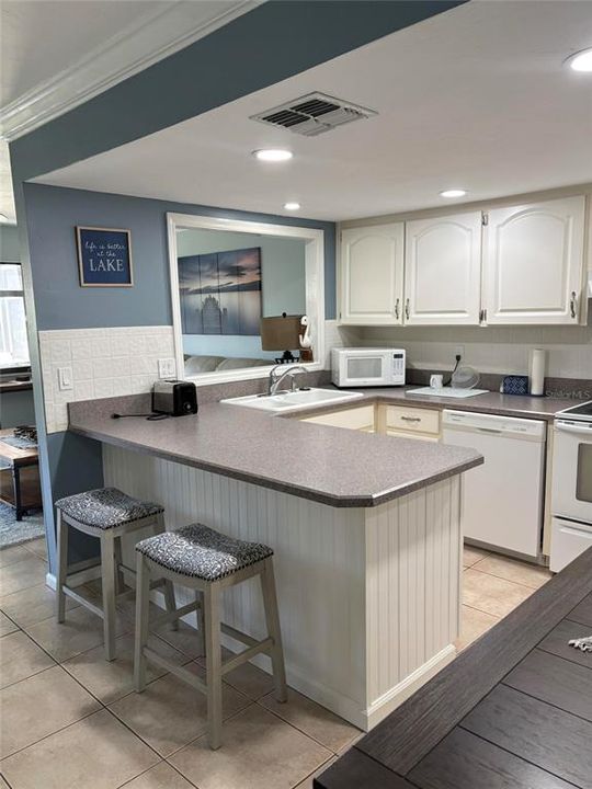 For Sale: $157,500 (2 beds, 2 baths, 1505 Square Feet)
