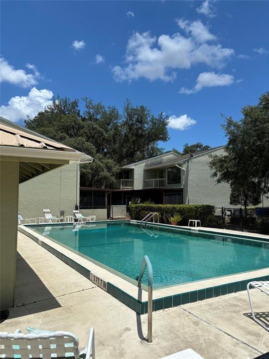 For Sale: $157,500 (2 beds, 2 baths, 1505 Square Feet)