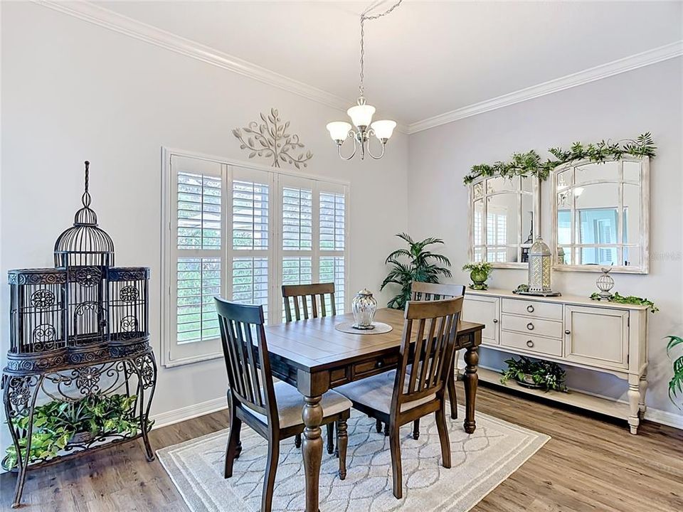 Active With Contract: $270,000 (2 beds, 2 baths, 1467 Square Feet)
