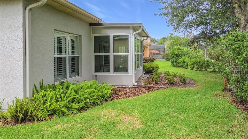 Active With Contract: $270,000 (2 beds, 2 baths, 1467 Square Feet)
