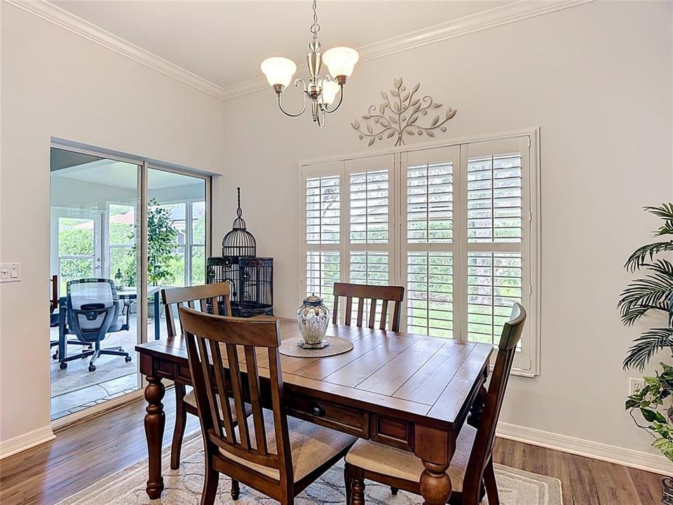 Active With Contract: $270,000 (2 beds, 2 baths, 1467 Square Feet)