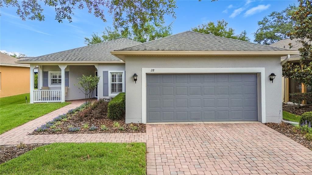 Active With Contract: $270,000 (2 beds, 2 baths, 1467 Square Feet)