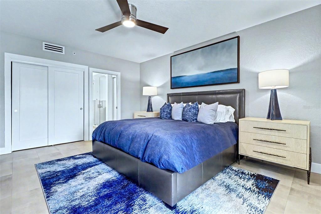 For Sale: $1,900,000 (3 beds, 3 baths, 2370 Square Feet)
