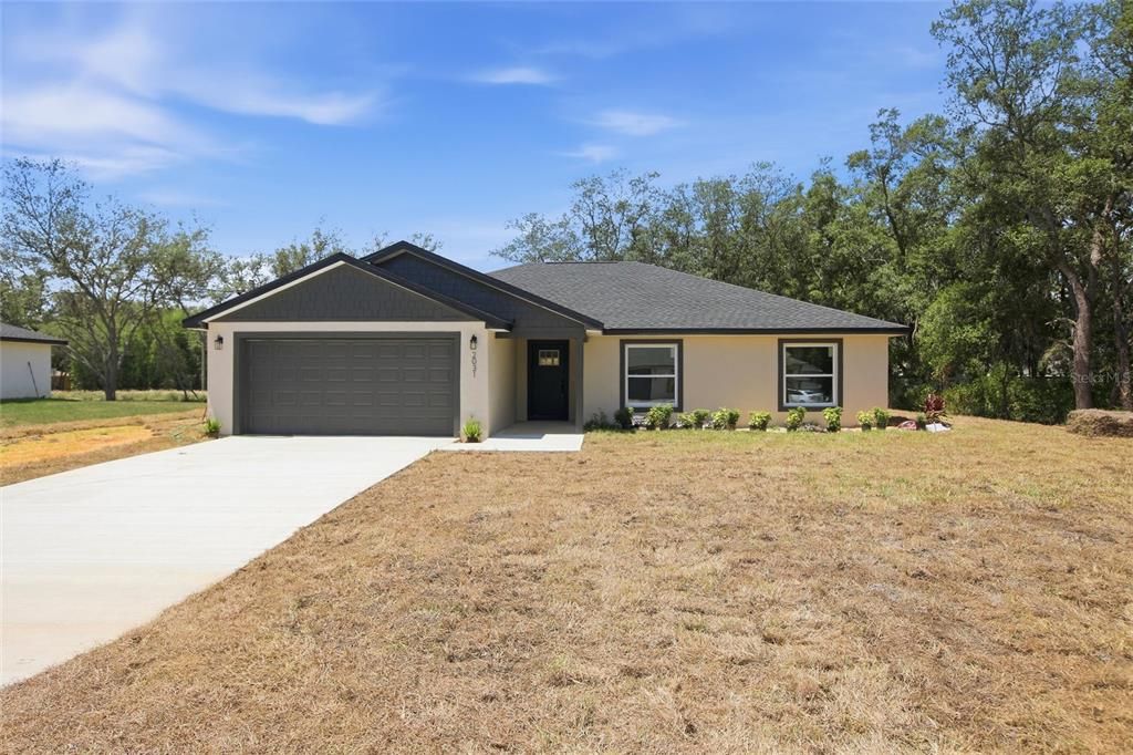 For Sale: $350,000 (4 beds, 2 baths, 1720 Square Feet)