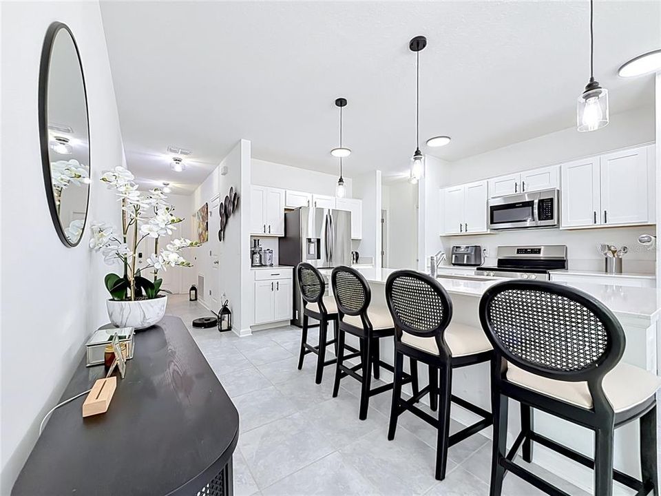 For Sale: $285,000 (3 beds, 2 baths, 1432 Square Feet)