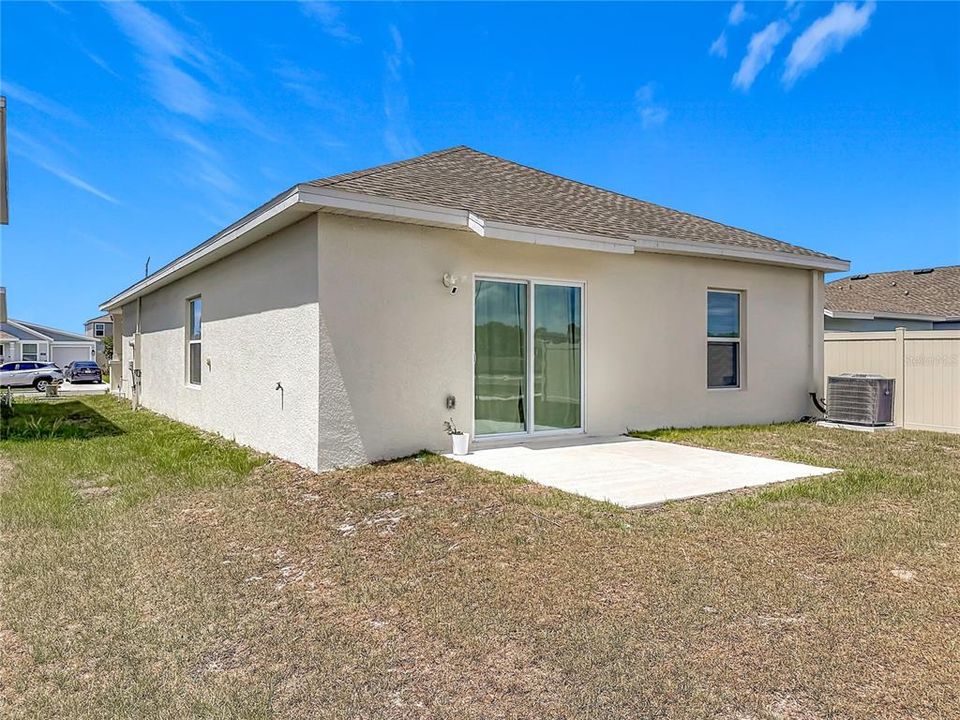 For Sale: $285,000 (3 beds, 2 baths, 1432 Square Feet)