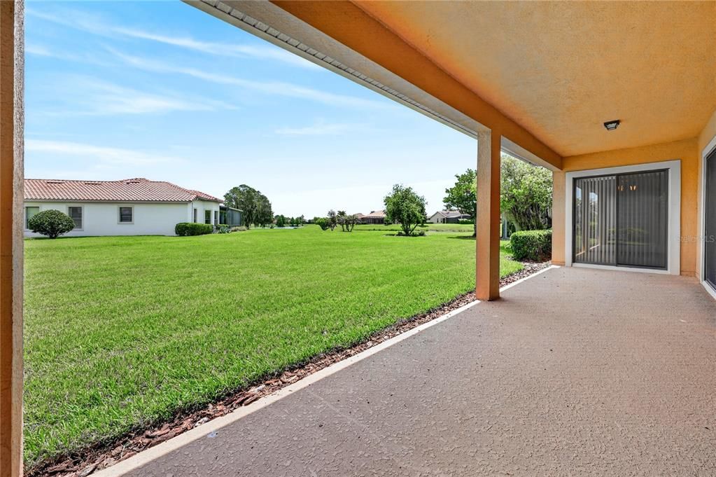 En Venta: $499,900 (3 camas, 3 baños, 2580 Pies cuadrados)