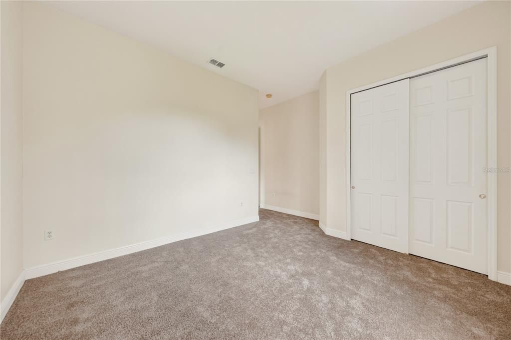 En Venta: $499,900 (3 camas, 3 baños, 2580 Pies cuadrados)