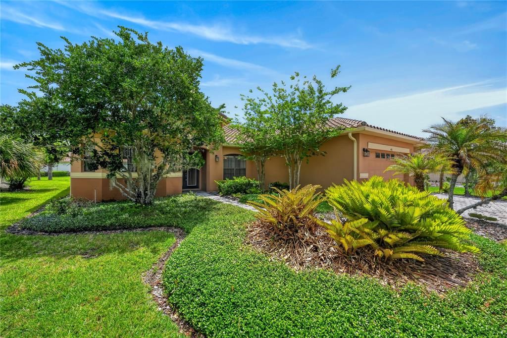 En Venta: $499,900 (3 camas, 3 baños, 2580 Pies cuadrados)