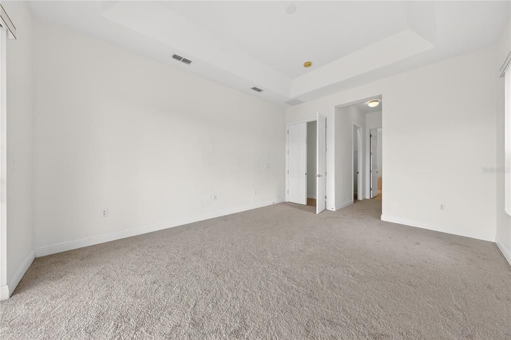 En Venta: $499,900 (3 camas, 3 baños, 2580 Pies cuadrados)