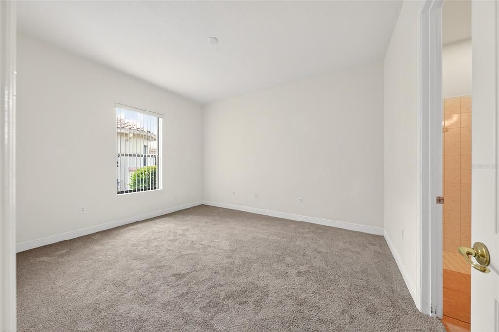 En Venta: $499,900 (3 camas, 3 baños, 2580 Pies cuadrados)
