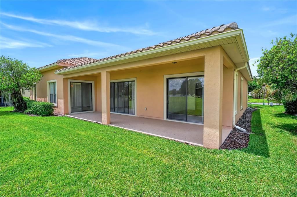 En Venta: $499,900 (3 camas, 3 baños, 2580 Pies cuadrados)