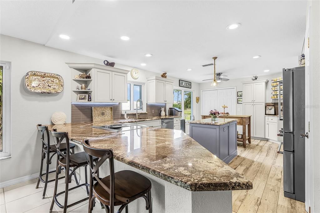 En Venta: $538,000 (3 camas, 2 baños, 1834 Pies cuadrados)