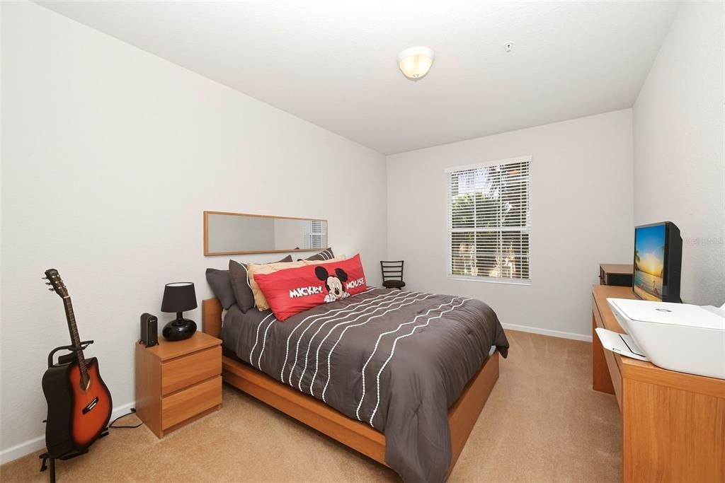 For Sale: $159,950 (2 beds, 2 baths, 1112 Square Feet)