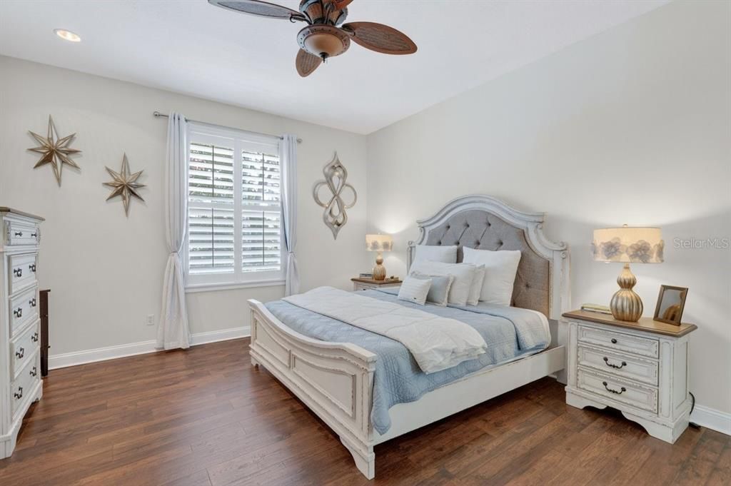 For Sale: $599,999 (4 beds, 3 baths, 2768 Square Feet)