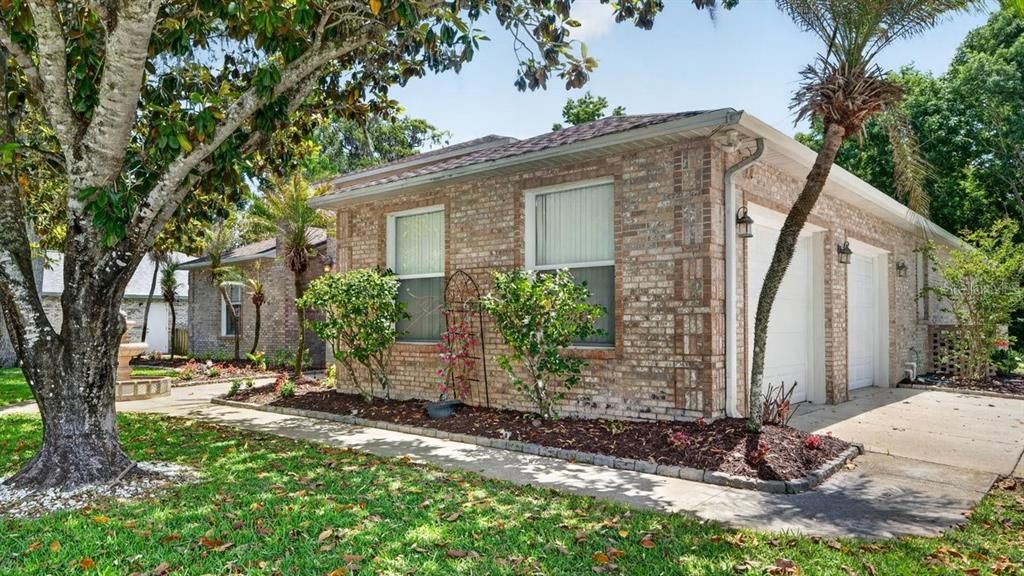 For Sale: $599,999 (4 beds, 3 baths, 2768 Square Feet)