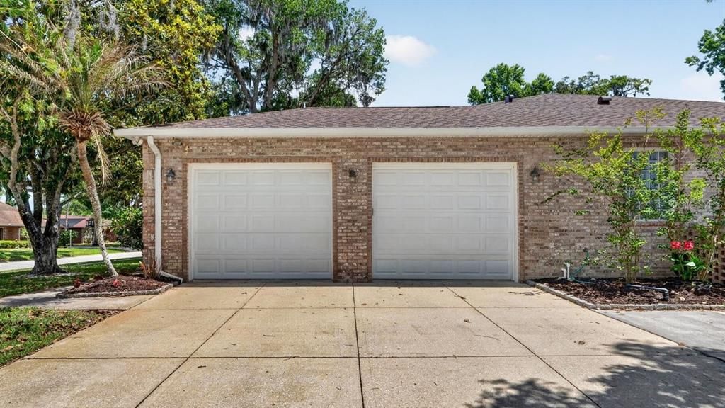 For Sale: $599,999 (4 beds, 3 baths, 2768 Square Feet)