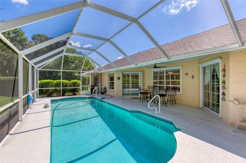Active With Contract: $449,900 (3 beds, 2 baths, 2086 Square Feet)