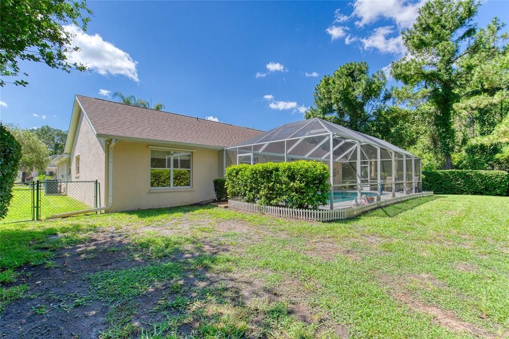 Active With Contract: $449,900 (3 beds, 2 baths, 2086 Square Feet)