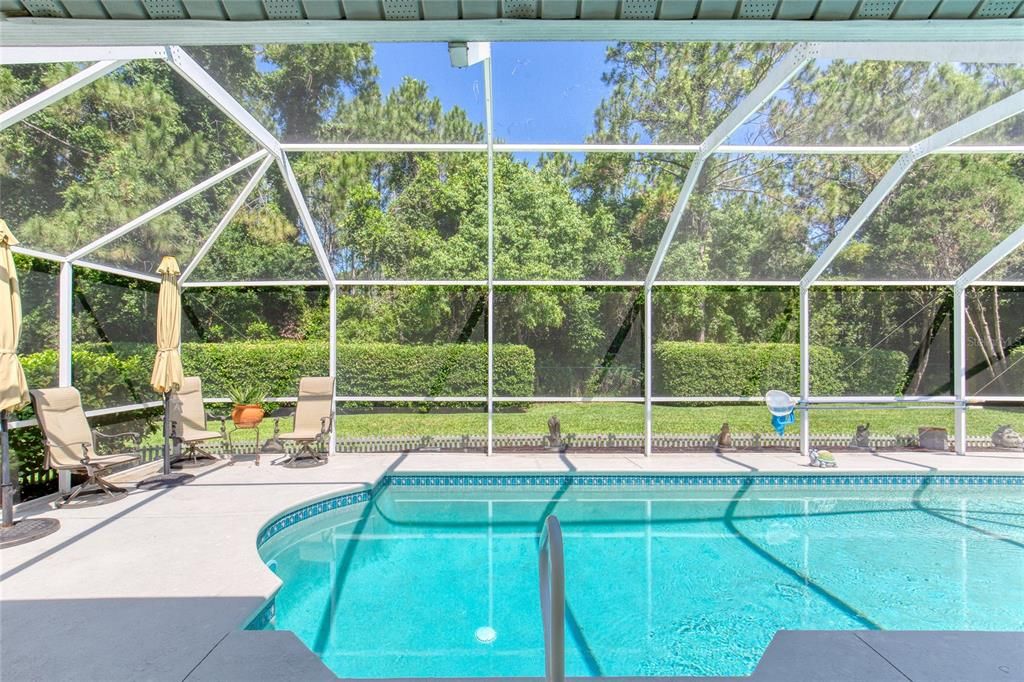 Active With Contract: $449,900 (3 beds, 2 baths, 2086 Square Feet)