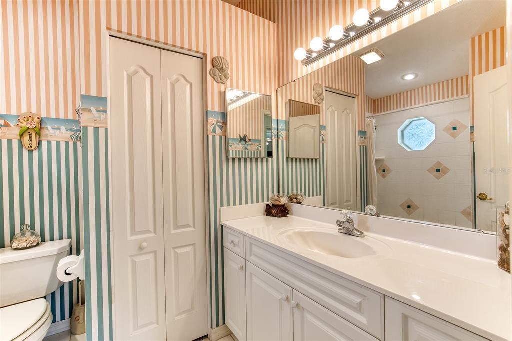 Active With Contract: $449,900 (3 beds, 2 baths, 2086 Square Feet)