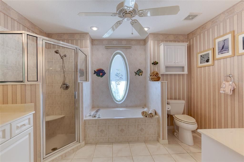 Active With Contract: $449,900 (3 beds, 2 baths, 2086 Square Feet)