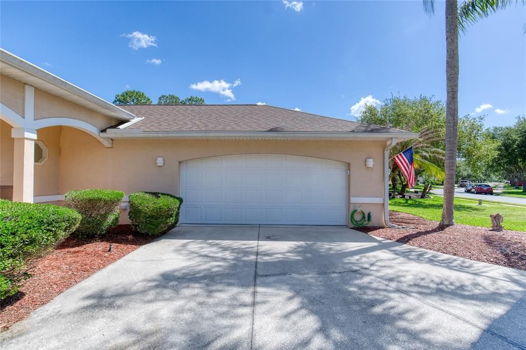 Active With Contract: $449,900 (3 beds, 2 baths, 2086 Square Feet)