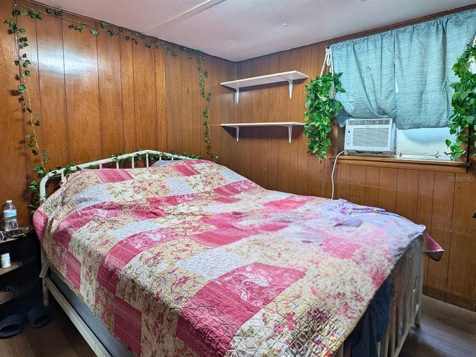 На продажу: $145,000 (3 спален, 1 ванн, 1400 Квадратных фут)