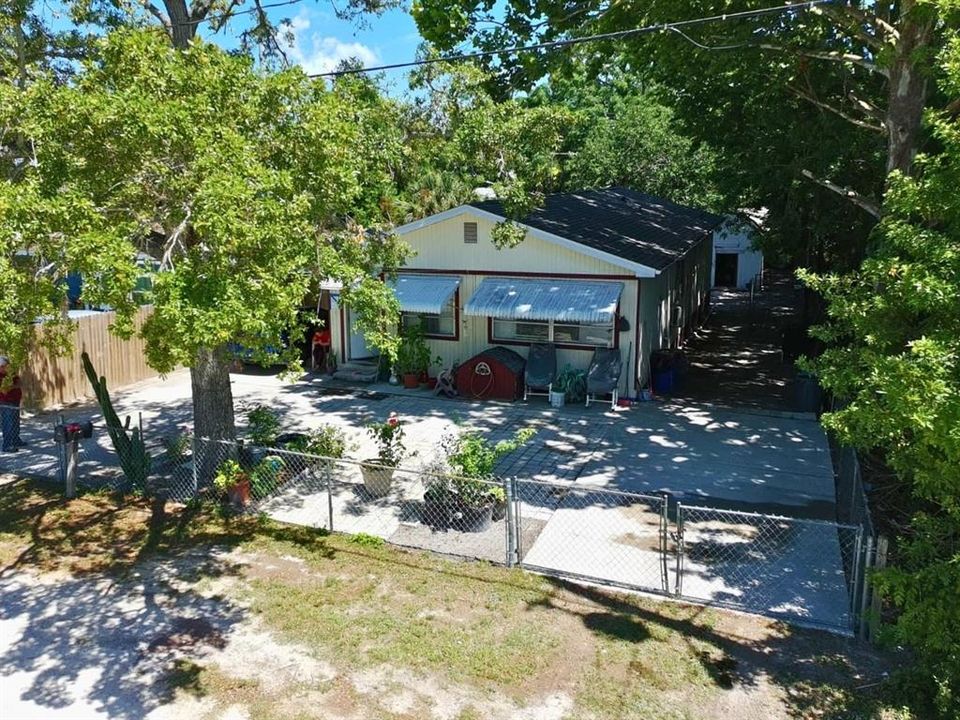 На продажу: $145,000 (3 спален, 1 ванн, 1400 Квадратных фут)