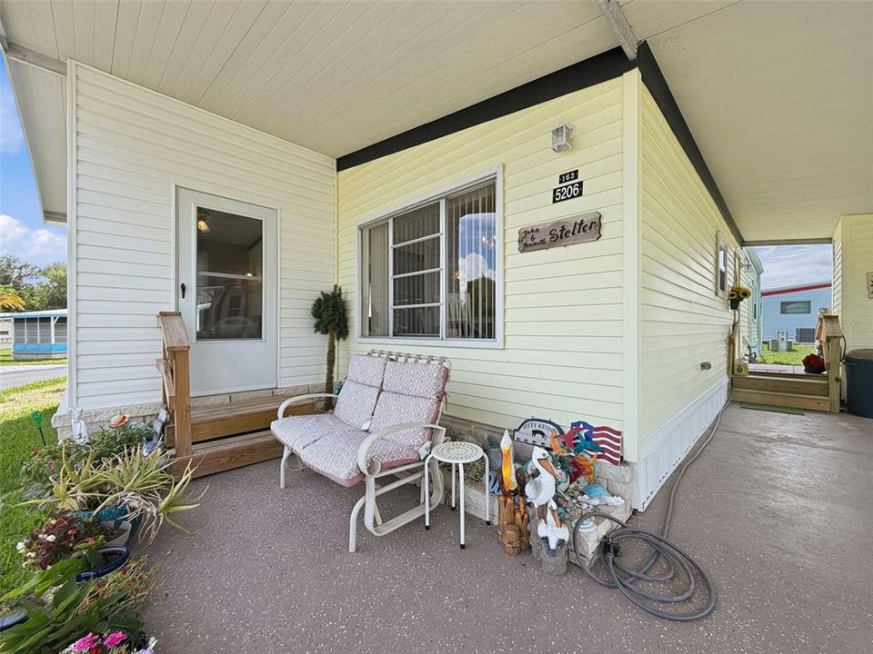 : $99,900 (3 beds, 1 baths, 960 Square Feet)