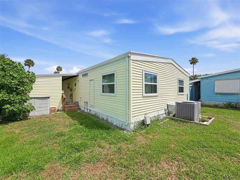 : $99,900 (3 beds, 1 baths, 960 Square Feet)