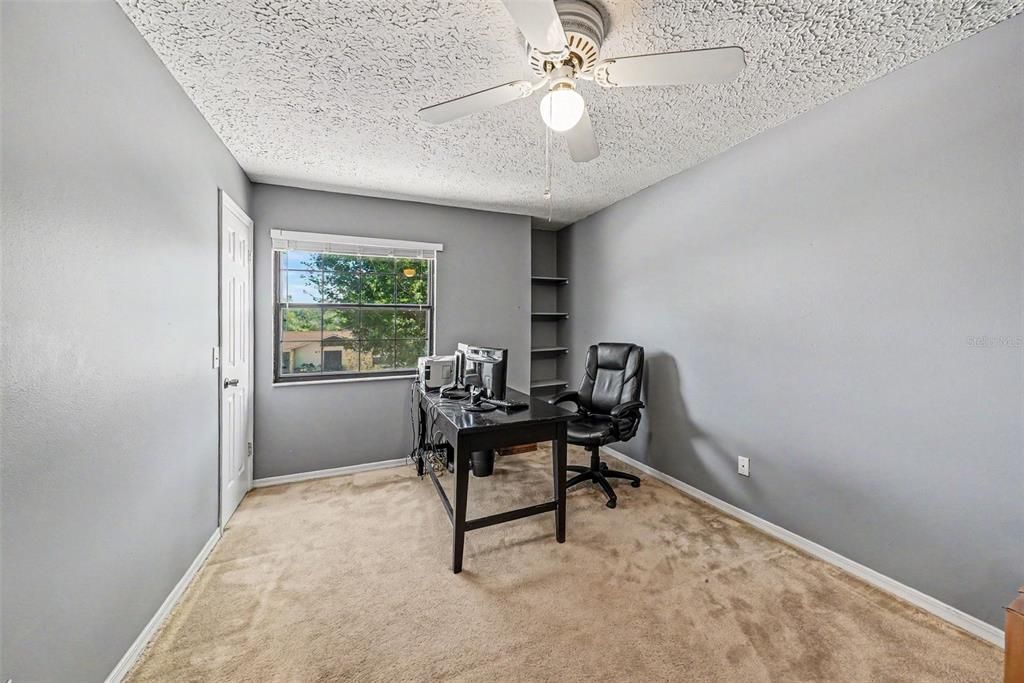 En Venta: $549,900 (5 camas, 3 baños, 2986 Pies cuadrados)