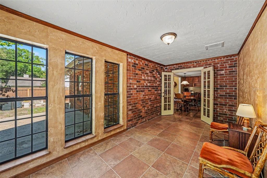 En Venta: $549,900 (5 camas, 3 baños, 2986 Pies cuadrados)