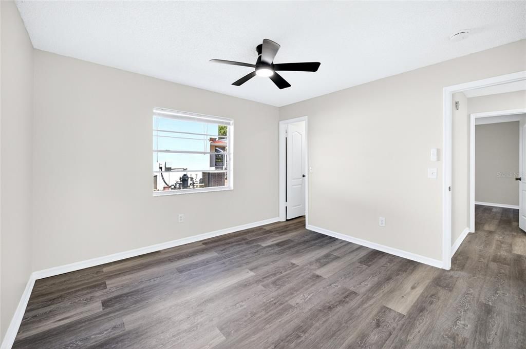 For Sale: $359,000 (3 beds, 2 baths, 1974 Square Feet)